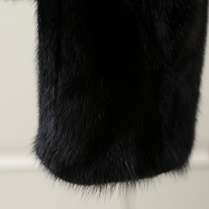 OEM personalizzato etichetta corta <span class=keywords><strong>pelliccia</strong></span> di visone nero per le donne girocollo e metallo bottone decorazione antivento giacca invernale - Product Image 5