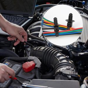 <span class=keywords><strong>110</strong></span> attaches-câbles noires à fixation par poussée pour l'installation automobile, tailles assorties, robustes, autobloquantes et résistantes aux UV - Product Image 6