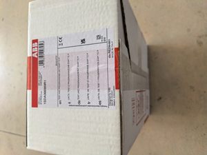 1SDA066989R1 Unidad de Prueba y Control Ekip T&P para Tmax XT2/XT4/XT5/XT7 y 2 Interruptores de Circuito para PLC - Product Image 3
