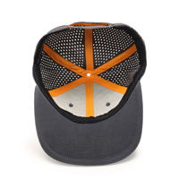 Gorra de Béisbol Personalizada con Parche de PVC, Visera Plana, Cierre a Presión, Perforada con Láser, Transpirable, Estructurada de 6 Paneles, Venta al Por Mayor OEM