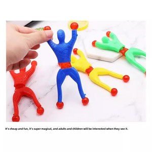 Spider-Man Friends - Lanzador de Cigarras de Plástico Adhesivas, Juguete Novedoso y Divertido de Dinosaurios para Niñas, Gadget Antiestrés para Niños - Product Image 3