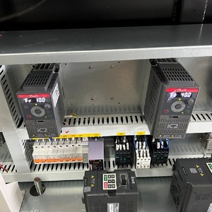 Inversor Danfoss IC2 380V-480V Trifásico Para Aplicaciones Industriales y HVAC - Product Image 2