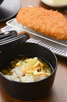 Bol à riz Unagi noir en mélamine de style japonais avec couvercle – Vaisselle polyvalente pour soupes et riz de restaurant – Offre spéciale
