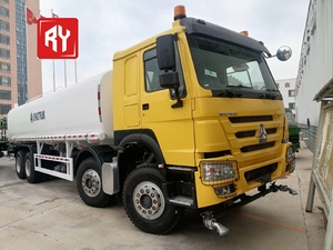 <strong>Quality</strong> <strong>Guaranteed</strong> HOWO Sinotruk <strong>Water</strong> <strong>Sprayer</strong> <strong>Water</strong> Truck Durable - Product Image 2