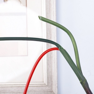 Tiges d'Heliconia Rostrata artificielles au toucher réaliste pour la décoration intérieure, la décoration d'événements, les arrangements de mariage, les centres de table - Product Image 5