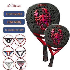 Raqueta de Pádel de Fibra de Carbono Personalizada de Fábrica Qingyu, Raqueta Profesional con Logotipo y Diseño de Color Personalizados, Raquetas de Tenis de Mesa - Product Image 1