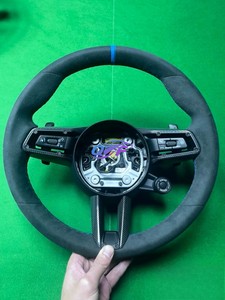 Accessoires de volant sport multifonction en fibre de carbone pour <span class=keywords><strong>Porsche</strong></span> Macan Cayman Panamera 718 918 991 911 992 CARRERA GT - Product Image 3
