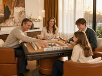 Table de Mahjong Automatique Intérieure Premium en Métal avec Pied Unique, 4 Chaises en PU et Système de Mélange Automatique des Jetons – Ensemble Complet