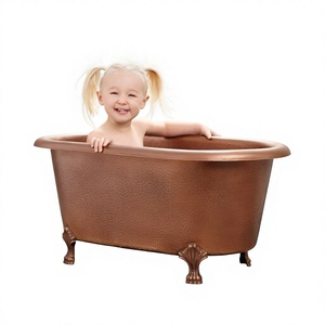 Baignoire en laiton massif artisanale de luxe, petite, avec extérieur martelé et décorations anciennes pour maison de prestige - Product Image 3