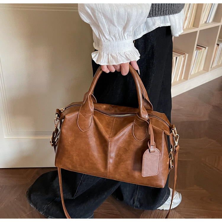 สีน้ำตาล