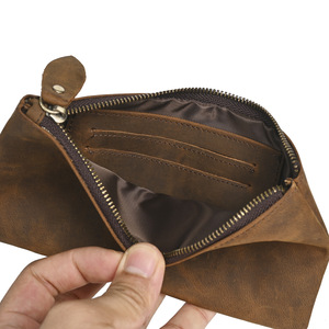 Ando Bag Portefeuille long en cuir de vache véritable avec fermeture éclair et pochette pour téléphone - Product Image 4
