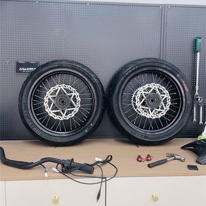 अल्ट्रा मधुमक्खी पहिया किट इलेक्ट्रिक गंदगी बाइक 74 वी 60 मील ईबाइक 90 किमी/घंटा सुटन मोटरसाइकिल पार्ट्स सुपरमोटो व्हील्स 100/80-17 130/70-17 - Product Image 6