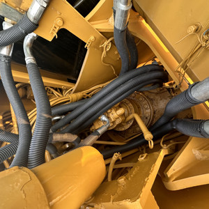 รถขุดตีนตะขาบ Caterpillar 315D2GC มือสอง รุ่นปี 2020-2023 น้ำหนัก 15 ตัน ปั๊มไฮดรอลิก ความจุบุ้งกี๋ 0.53 ลบ.ม. เครื่องยนต์ PLC มอเตอร์ - Product Image 5