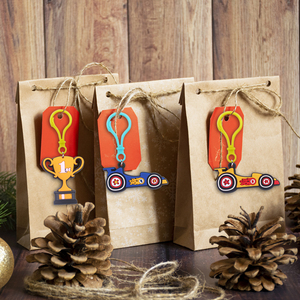 Mới Đến Hình Dạng Tùy Chỉnh <span class=keywords><strong>PVC</strong></span> Cao Su Anime Móc Chìa Khóa Bán Buôn 2D Phim Hoạt Hình F1 Racing Car Kids 'Khuyến Mãi Bán Phụ Kiện - Product Image 2