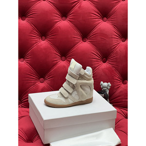 รองเท้าผ้าใบผู้หญิงทรงสูง ดีไซน์เนอร์ 2025 สวมใส่สบาย เหมาะกับการเดินเล่น ตกแต่งด้วยหนังเย็บต่อผ้าตาข่าย แฟชั่นสำหรับฤดูใบไม้ผลิ ผลิตในจีน - Product Image 5