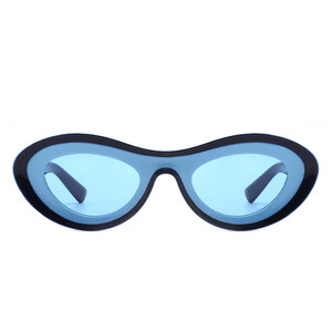 แว่นกันแดดแฟชั่นทรงรีวินเทจ Alba - Oval Retro Round Tinted - Product Image 1