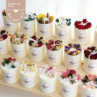 Lilin Aromaterapi Buatan Tangan dari Lilin Kedelai Dekorasi Bunga Kering Mewah Berbagai Aroma Kemasan Premium Ramah Lingkungan