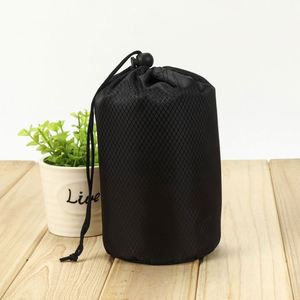 ถุงตาข่ายไนลอนสีดำขนาดเล็กแบบมีเชือกผูกพร้อมตัวล็อคสำหรับใช้งานในอุตสาหกรรม-เก็บขยะ พิมพ์โลโก้ตามสั่งและสกรีนผ้าไหม - Product Image 4