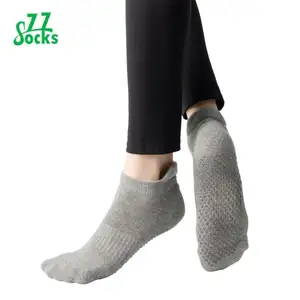 2023 Yoga Socks For Women Silicone Anti-Slip Pilates Sock Big Size Fitness Workout Ladies Ballet Dance Cotton Slippers With Grip