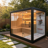 Ruang Sauna Rumah Terbuka dengan Kabin Kaca dan Interior Kayu untuk Spa di Halaman Belakang, Retret Taman, dan Penggunaan Wellness Resort