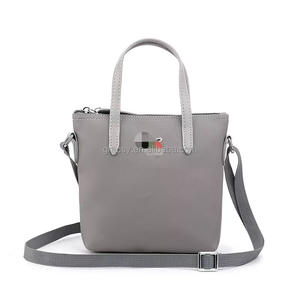 Sacs à main pour femmes en gros, sacs de messagerie de style londonien avec surpiqûres, en vente directe d'usine - Product Image 3