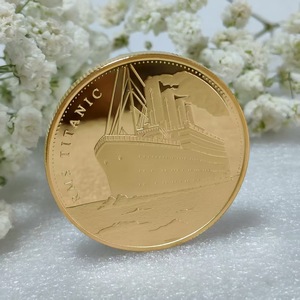 Moneta commemorativa della nave RMS Titanic e della mappa del viaggio in memoria delle vittime - Product Image 4