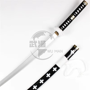 <span class=keywords><strong>Katana</strong></span> Trafalgar Law Kikoku Nichirin de 104 cm, épée d'anime en bois non affûtée avec fourreau imprimé croix pour Comic Con - Product Image 2