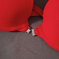 Soutien-gorge sans couture à rayures fines avec boucle avant, respirant, idéal pour les tenues d'été et les rendez-vous – Prix direct usine OEM
