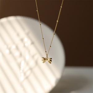 สร้อยคอจี้รูปโบว์โซ่เชื่อมสแตนเลสชุบทองสำหรับผู้หญิงขายส่ง - Product Image 6