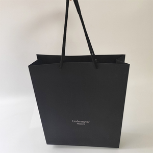 Borse di lusso personalizzate KM con il proprio logo con manico a nastro Boutique Shopping regalo <span class=keywords><strong>sacchetti</strong></span> di carta nera <span class=keywords><strong>per</strong></span> scarpe e abbigliamento - Product Image 2