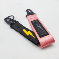 Porte-clés tissés pas chers en tissu brodé pour voiture, fourniture directe d'usine, porte-clés tissé brodé double face