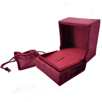 Boîte à bijoux en bois Everwin personnalisée, en velours rouge foncé inaltérable, pour l'emballage et la présentation de bagues, idéale pour les marques.