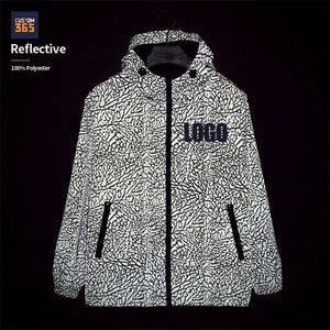 Veste réfléchissante à capuche à manches longues en polyester 100% pour homme, streetwear, softshell, logo personnalisé - Product Image 1