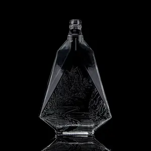 2022 new design special shaped empty clear flint gin whisky rum tequila brandy glass bottle with thick bottom