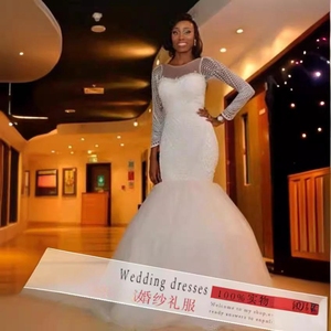 Robe de mariée africaine élégante à manches longues, nouvelle arrivée, personnalisée, luxueuse, avec de gros perles - Product Image 2