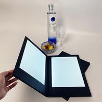 Couverture de menu en cuir à LED avec éclairage pour discothèque et logo personnalisé Bar à LED Menu à boire Livre 2 vues Menu rétro-éclairé à LED pour restaurant