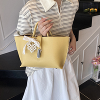 Sacs à main pour femmes aux designs tendance, sacs fourre-tout de grande capacité pour jeunes femmes