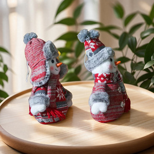 Décorations de Noël : Calendrier Bonhomme de Neige, Figurines en Peluche pour Vitrine, Décoration Festive pour Salon et Maison - Product Image 5