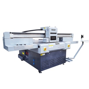 Nuevas Impresoras Lenticulares de Inyección de Tinta UV de Cama Plana Automáticas 1313 con 3 Cabezales de Alta Velocidad para las Industrias de Publicidad y Embalaje - Product Image 1