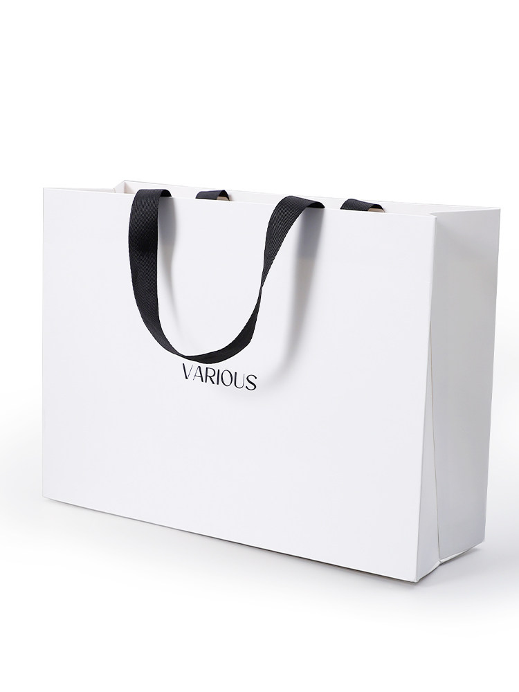 Clothing Store Clothes Packing Bag Custom Printed Logo White Board Paper Gift Bag Packaging Internet Popular Light Luxury Bag