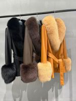 Nouvelle arrivée 2023 Manteau en cuir doux pour femmes avec fourrure pour l'hiver