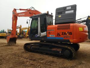 Excavadora usada Hitachi ZX120 de segunda mano, máquina de alta calidad de 20 toneladas, origen japonés 100% con bomba hidráulica Hitachi a la venta - Product Image 5