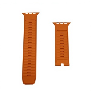 Bracelet de montre en silicone personnalisé avec design moulé bleu et orange, logo personnalisable pour montres intelligentes - Product Image 2