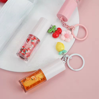 Huile à lèvres personnalisable et mate rouge à lèvres à base minérale brillant à lèvres avec logo personnalisé avec pendentif en tranches de fruits transparent