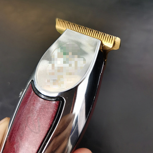 Nouvelle lame de rechange pour <span class=keywords><strong>tondeuse</strong></span> à cheveux compatible avec <span class=keywords><strong>Wahl</strong></span> 8081/8171, idéale pour les tatouages capillaires et les lignes de <span class=keywords><strong>barbe</strong></span>. - Product Image 6