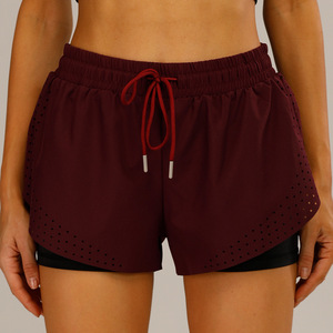 Pantaloncini estivi Anti-luce da corsa Outdoor da donna a doppio strato falsi due pezzi sport Yoga Fitness pantaloni da donna - Product Image 5