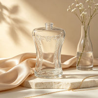 Flacon de parfum vintage 80 ml, best-seller, rectangulaire, en verre premium avec boîte personnalisée et logo.