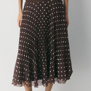 Falda cómoda de media pierna hasta el tobillo para mujer, con estampado de lunares marrones y caída suave, ideal para el día a día. - Product Image 4