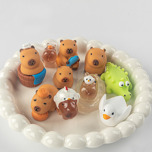 ตุ๊กตาคาปิบาร่าน่ารัก กล่องสุ่ม ของตกแต่งโต๊ะทำงานสุดสร้างสรรค์ - Product Image 4