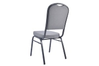 Chaises de banquet rembourrées noires de haute qualité pour les événements hôteliers en intérieur et en extérieur